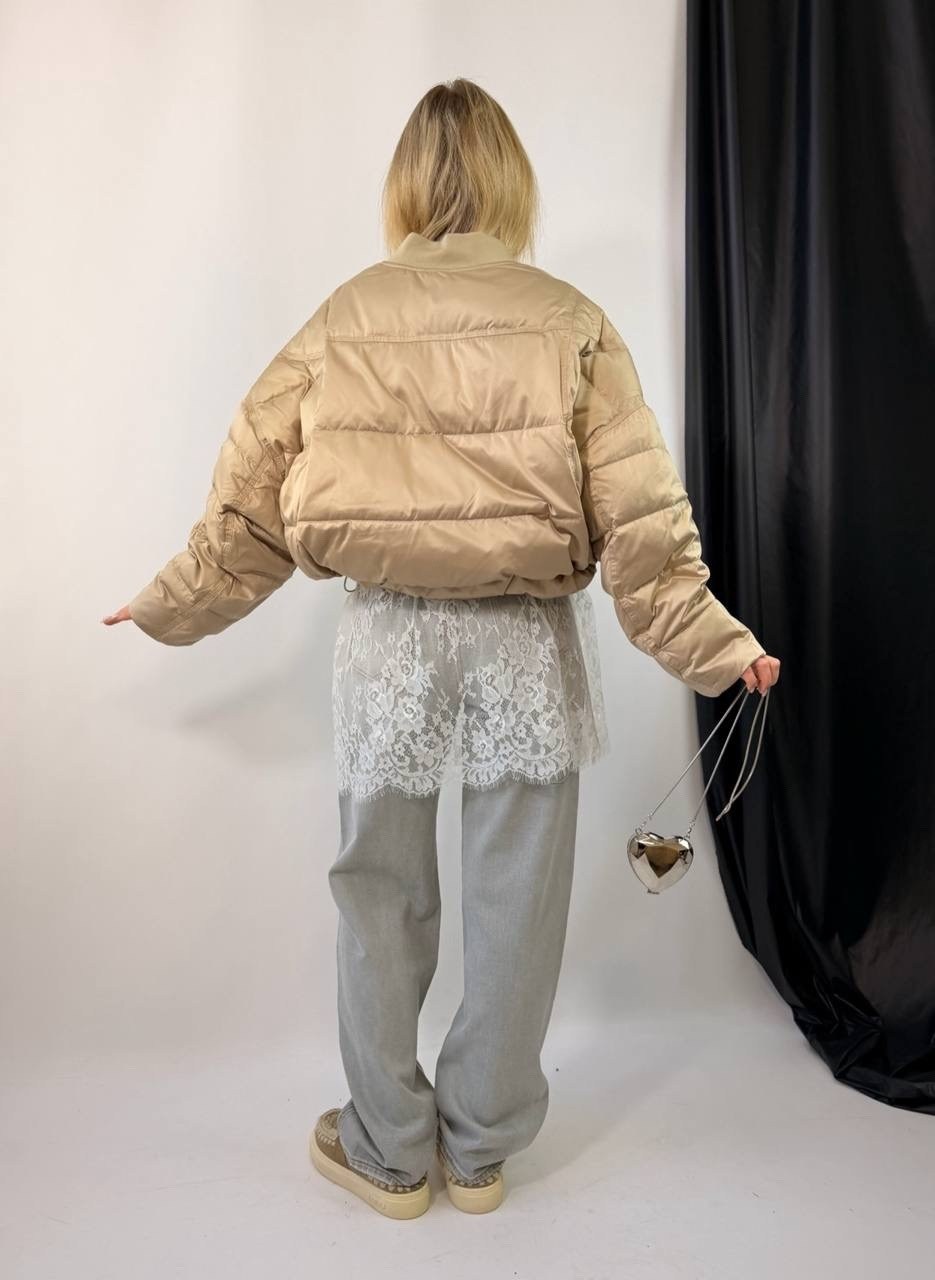 бежевая куртка демисезонная,куртка модная,georgia cropped puffer jacket beige,бежевая куртка,куртка бомбер