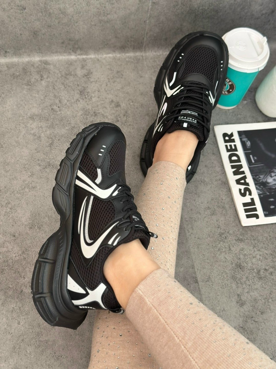 женские кроссовки,кроссовки,,спортивная ,женские массивные кроссовки