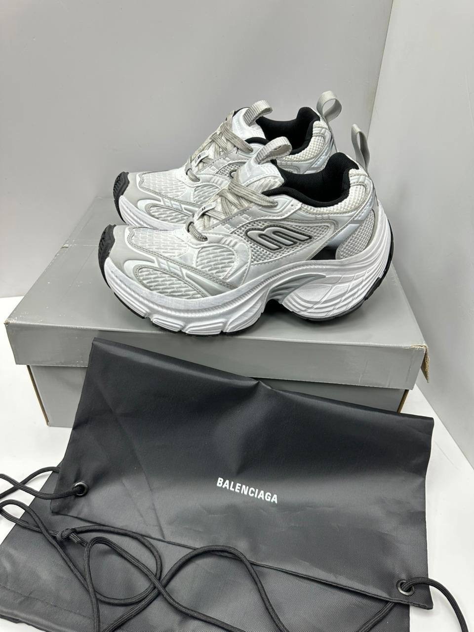 кроссовки женские balenciaga,balenciaga кроссовки,баленсиага кроссовки женские,кроссовки женскиe,кроссовки balenciaga cargo 11th