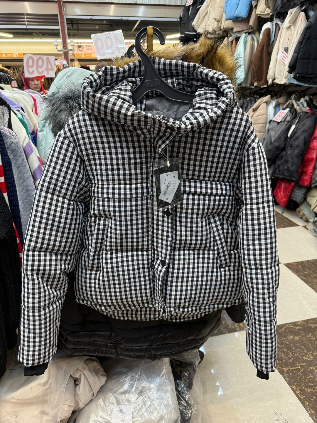 женская куртка из экокожи,куртка кожаная,куртки из экокожи женские зимние,куртка кожаная женская черный капюшон экокожа,куртка экокожа женская осень