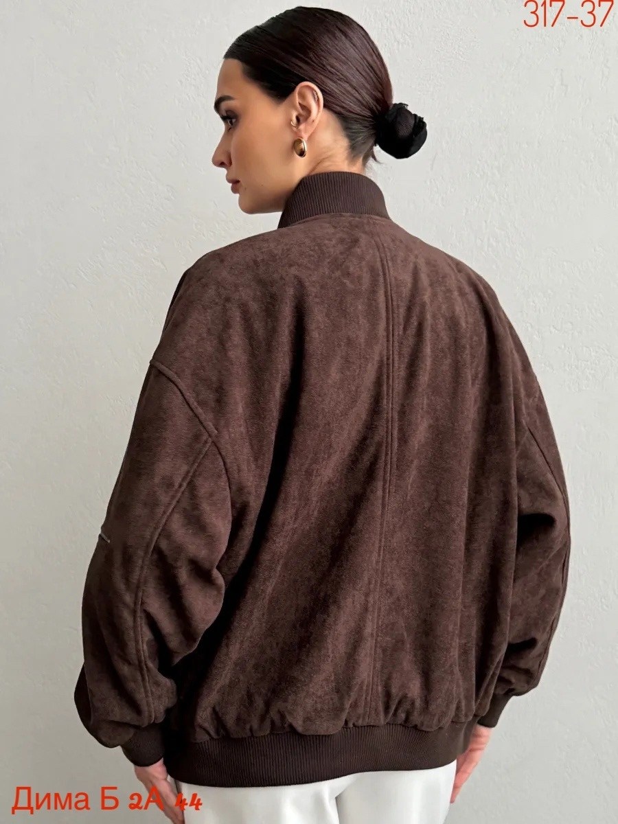 женская куртка бомбер из эко замши коричневого цвета,куртка бомбер,замшевая куртка,куртка женская бомбер,бомбер женский замшевый