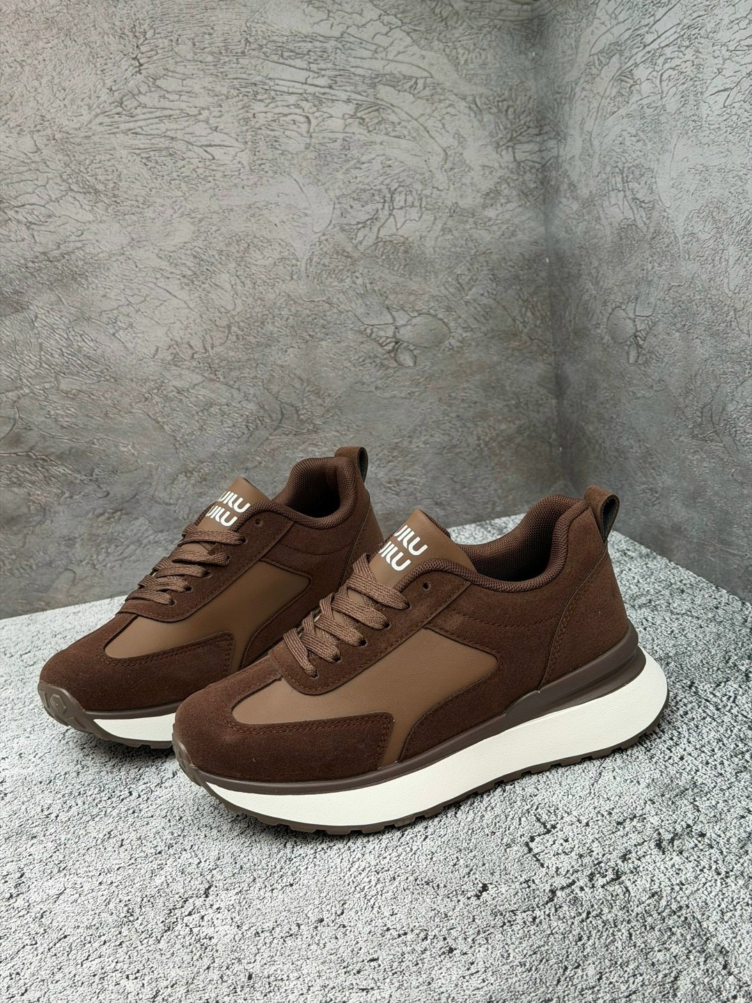 женские кроссовки,женские кроссовки из натуральной замши,кроссовки замш,кроссовки коричневые женские,