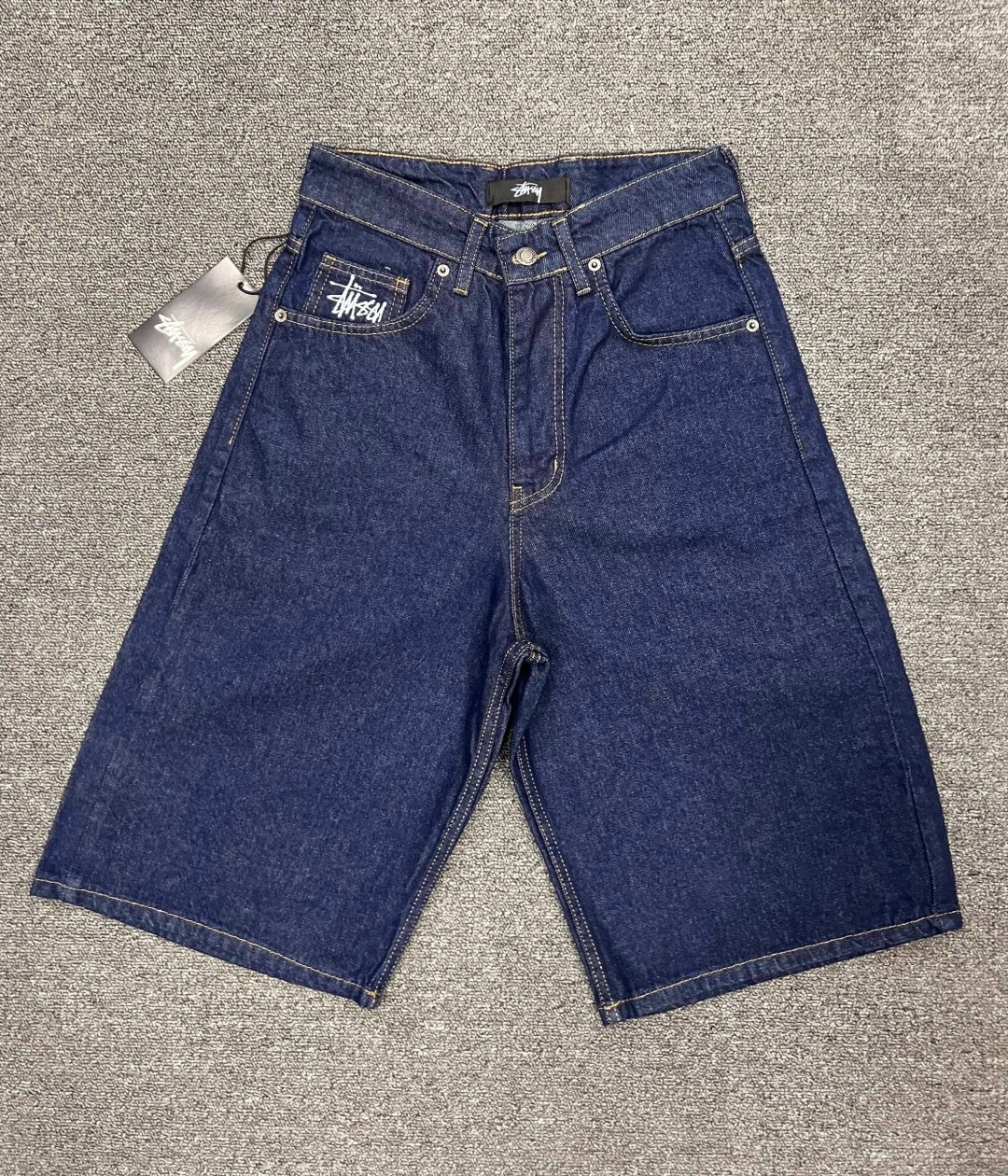 мужские джинсы,джинсы с принтом,джинсы широкие,джинсы прямые с вышитыми буквами в стиле хип-хоп,джинсовые шорты