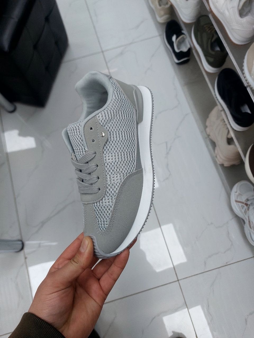 ,женские кроссовки,спортивная ,мужские кроссовки,кроссовки коричневые женские