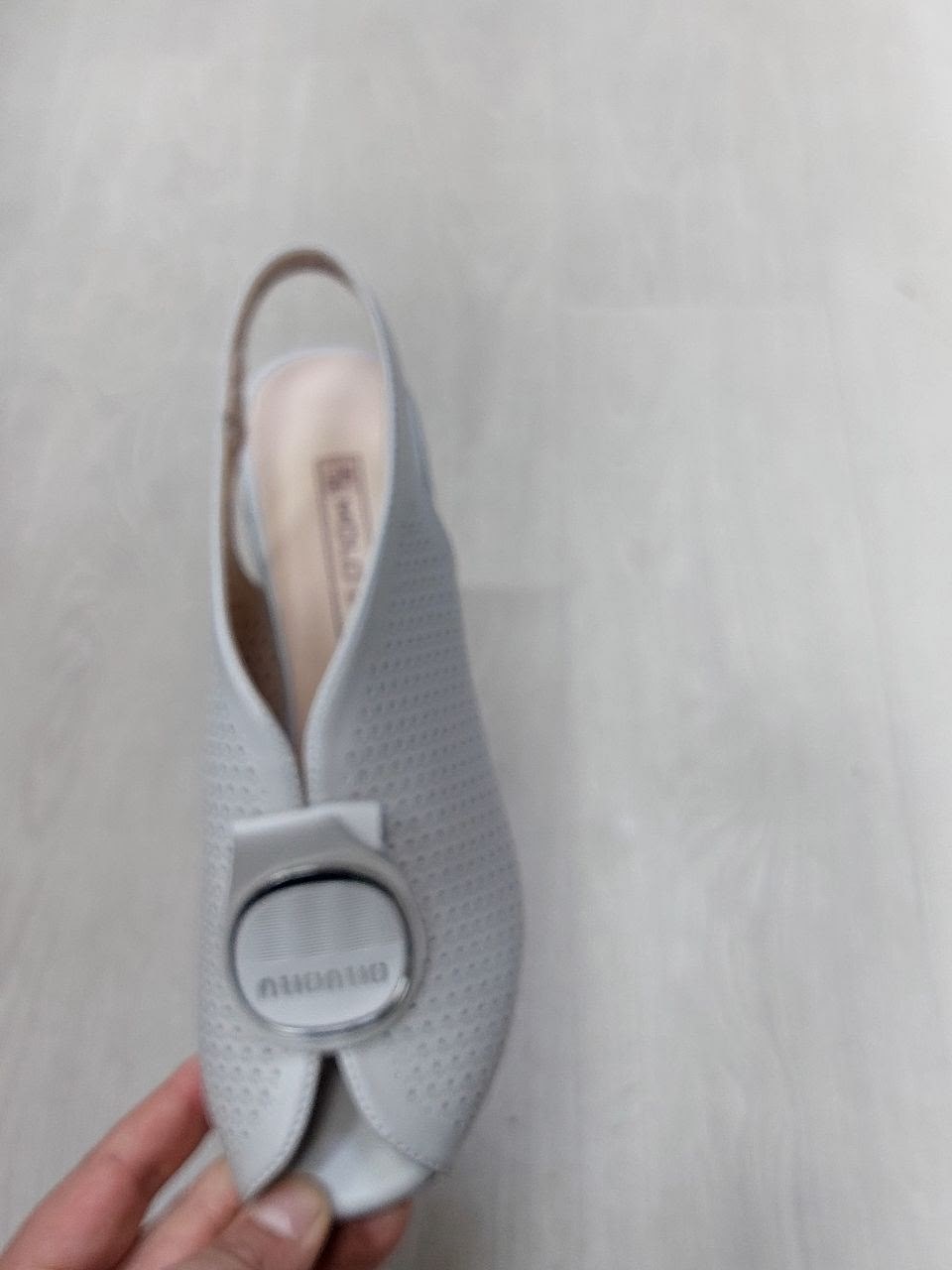 босоножки,босоножки женские marco magitni 561-0412,женские босоножки,серебристые босоножки,