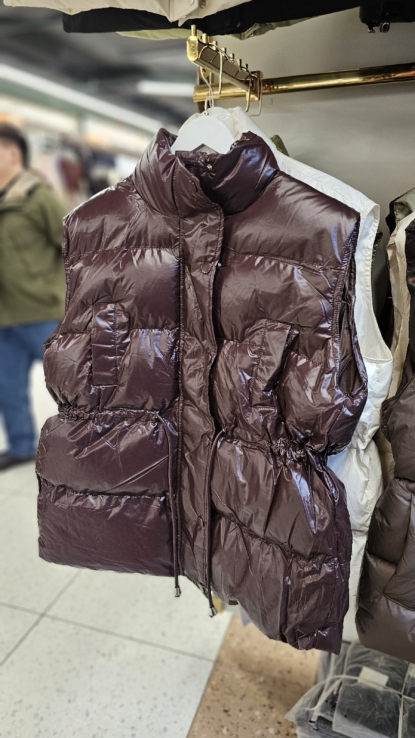 пуховой жилет,теплый жилет,жилет,женские жилеты,жилет двухсторонний