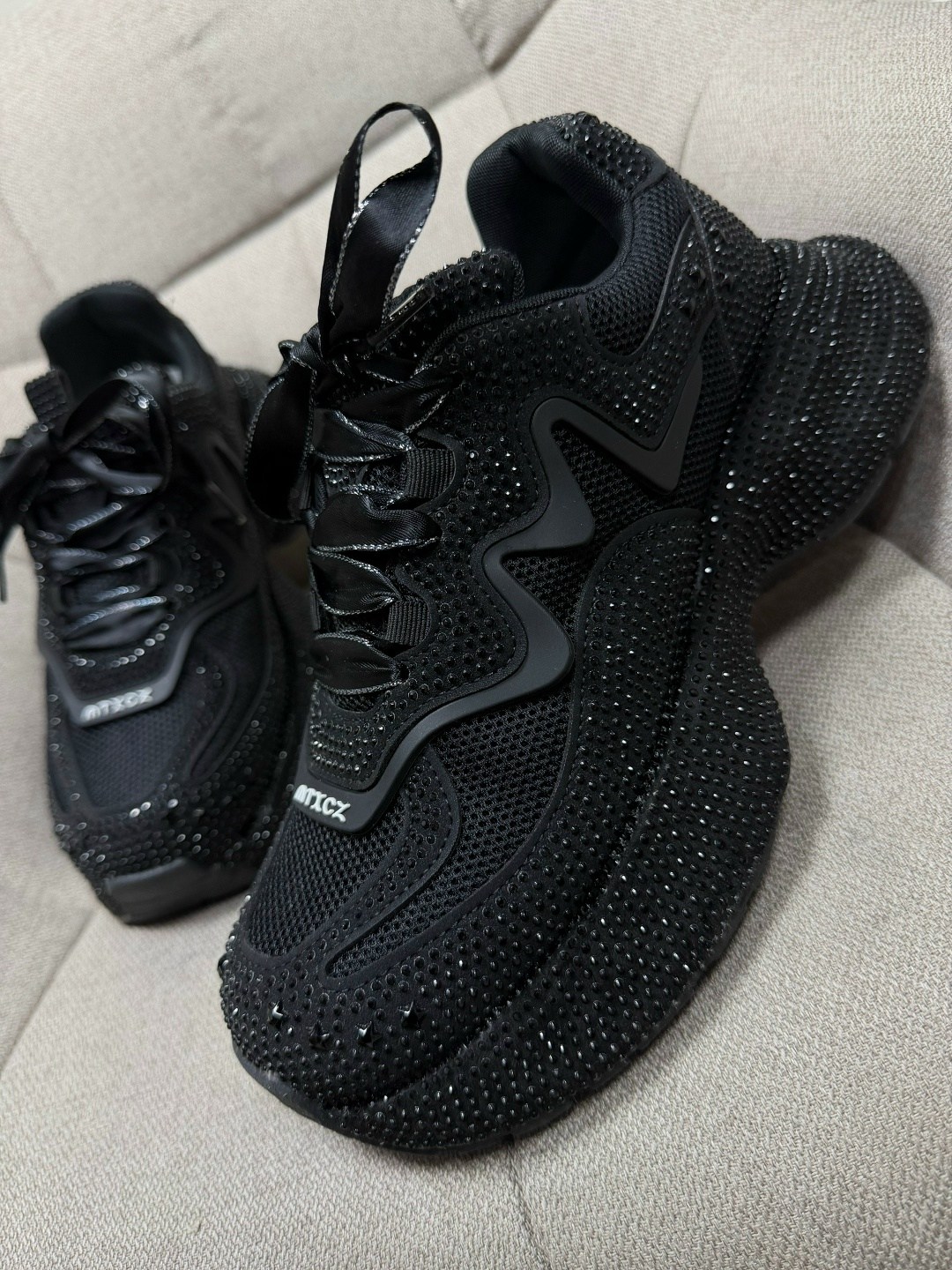 женские кроссовки,кроссовки,черные кроссовки,кроссовки со стразами, кроссовки