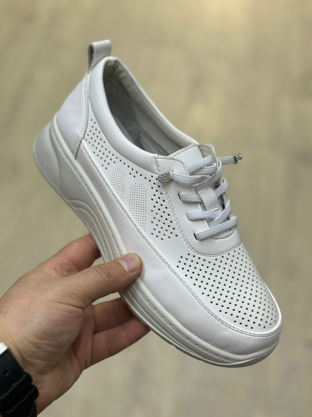 женские кроссовки,, женская,кроссовки актив женские,кроссовки renzoni