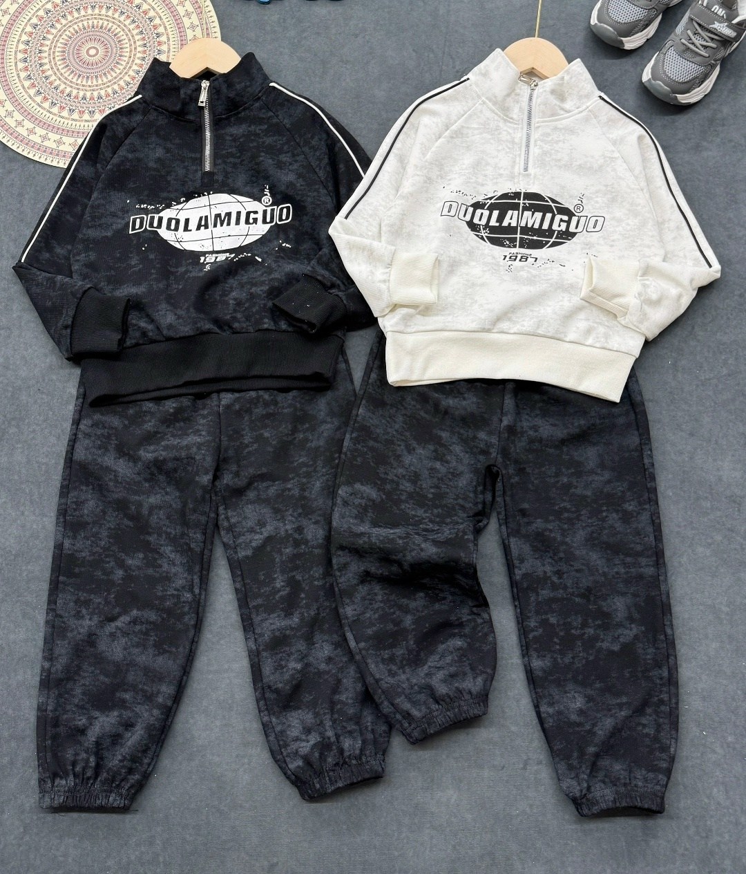 костюм подростковый,костюм детский,костюм спортивный,костюм с начесом,детские костюмы