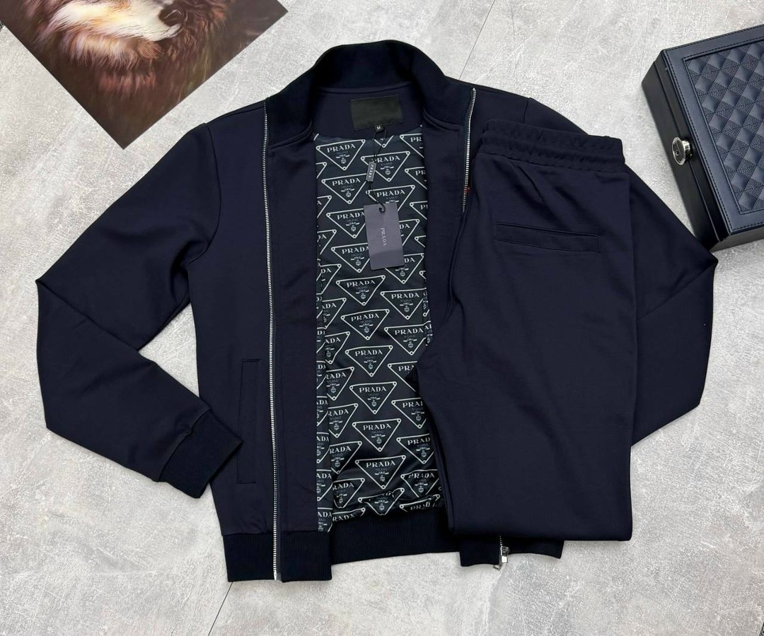 спортивный костюм prada,спортивный комплект одежды prada,мужской спортивный костюм,костюм мужской