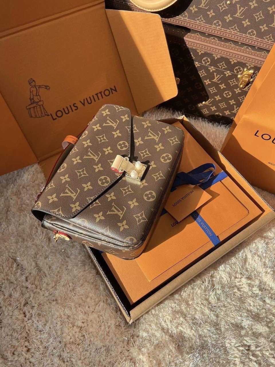 сумка louis vuitton женская,сумка pochette metis louis vuitton,сумка louis vuitton,сумка louis vuitton pochette metis east west,сумка louis vuitton через плечо