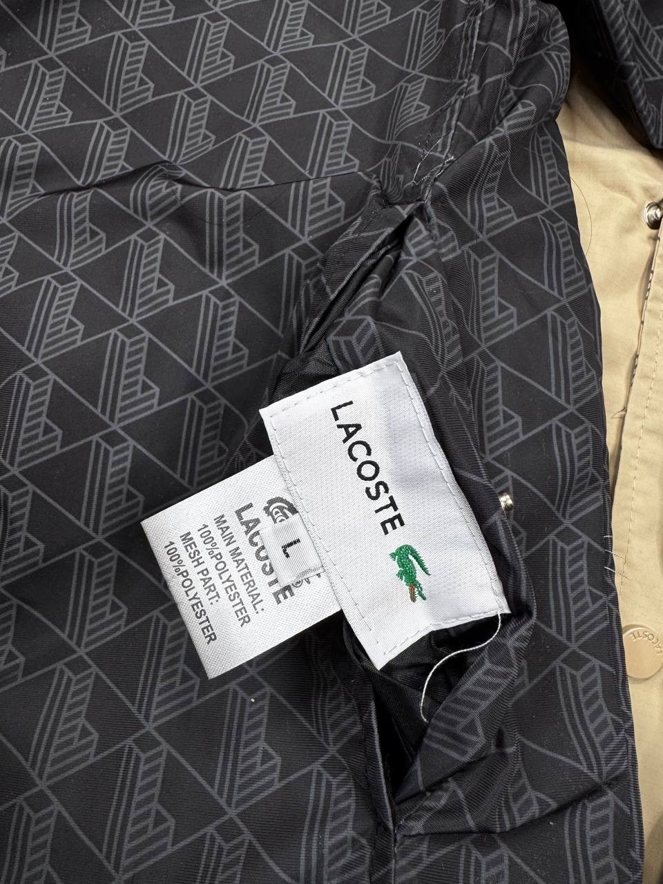 мужская непромокаемая куртка харрингтон lacoste 2342575 бежевый,харрингтон lacoste,мужская непромокаемая куртка харрингтон lacoste bh7186 бежевая,beige lacoste jacket,бомбер лакост