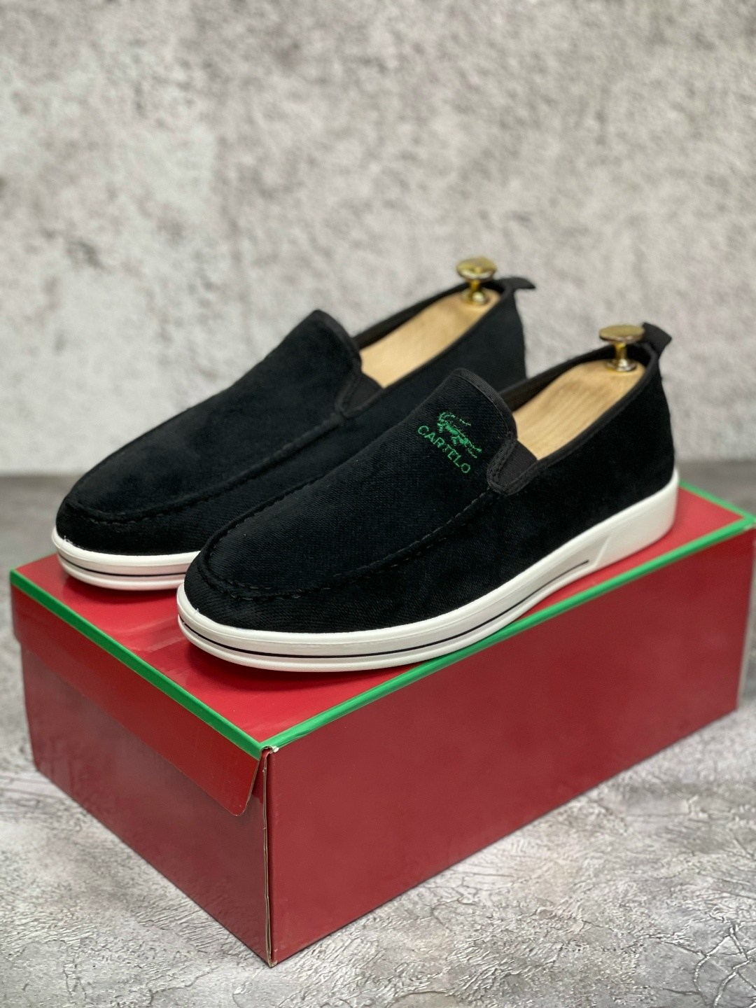 ,лоферы loro piana мужские,мужские замшевые лоферы,лоферы из натуральной замши,лоферы замшевые