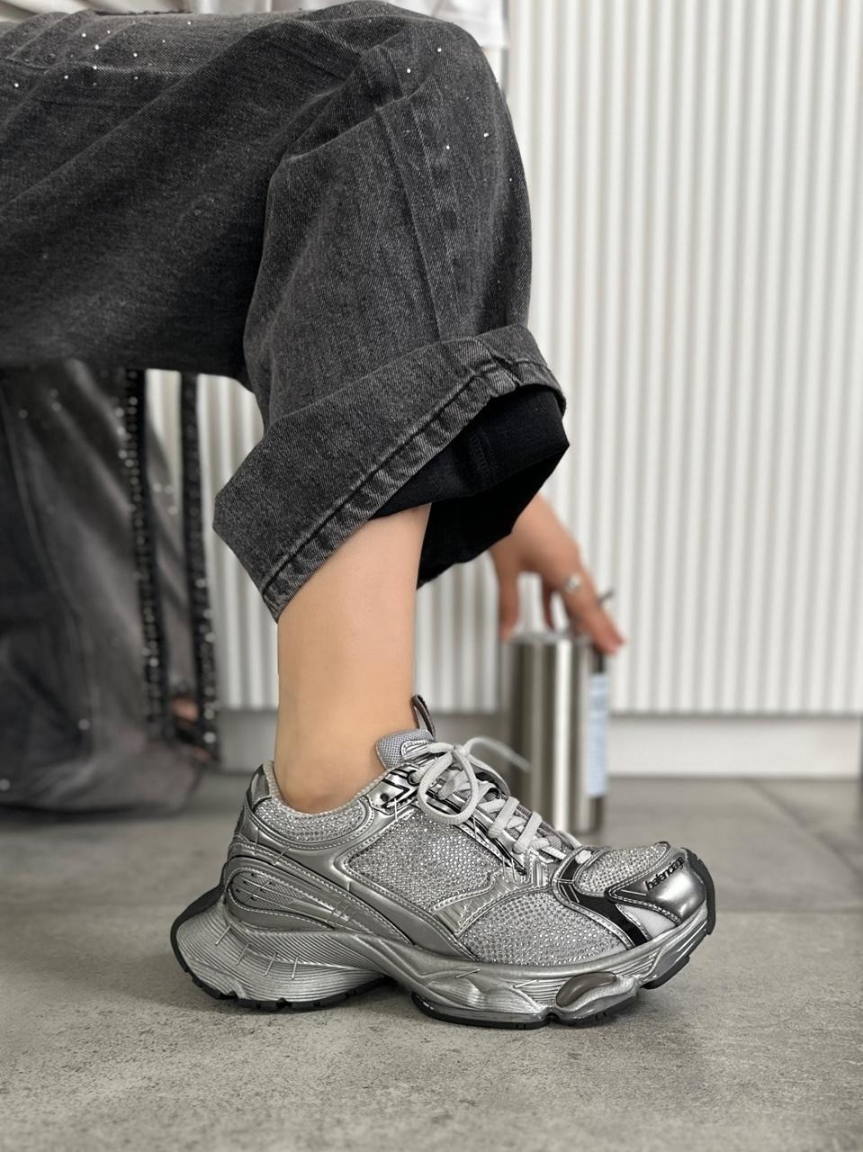 женские кроссовки,кроссовки buffalo sneakers серебряный,кроссовки,кроссовки взрослые,кроссовки популярные