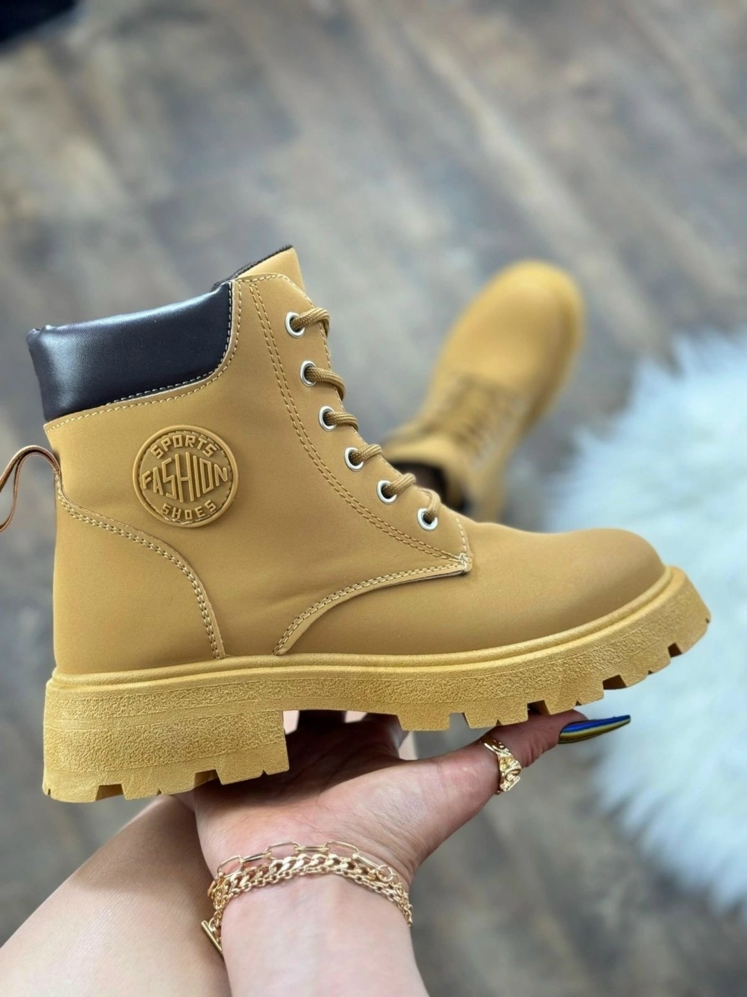 ботинки женские,,ботинки модные,ботинка,ботинки пустынные женские