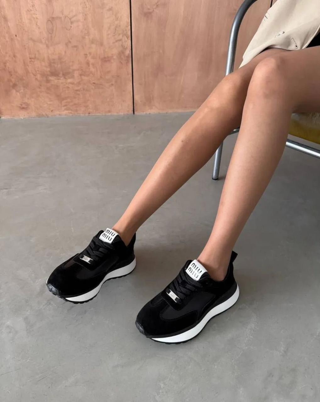 ,кроссовки женскиe,бежевые кроссовки,кроссовки для женщин,повседневные кроссовки