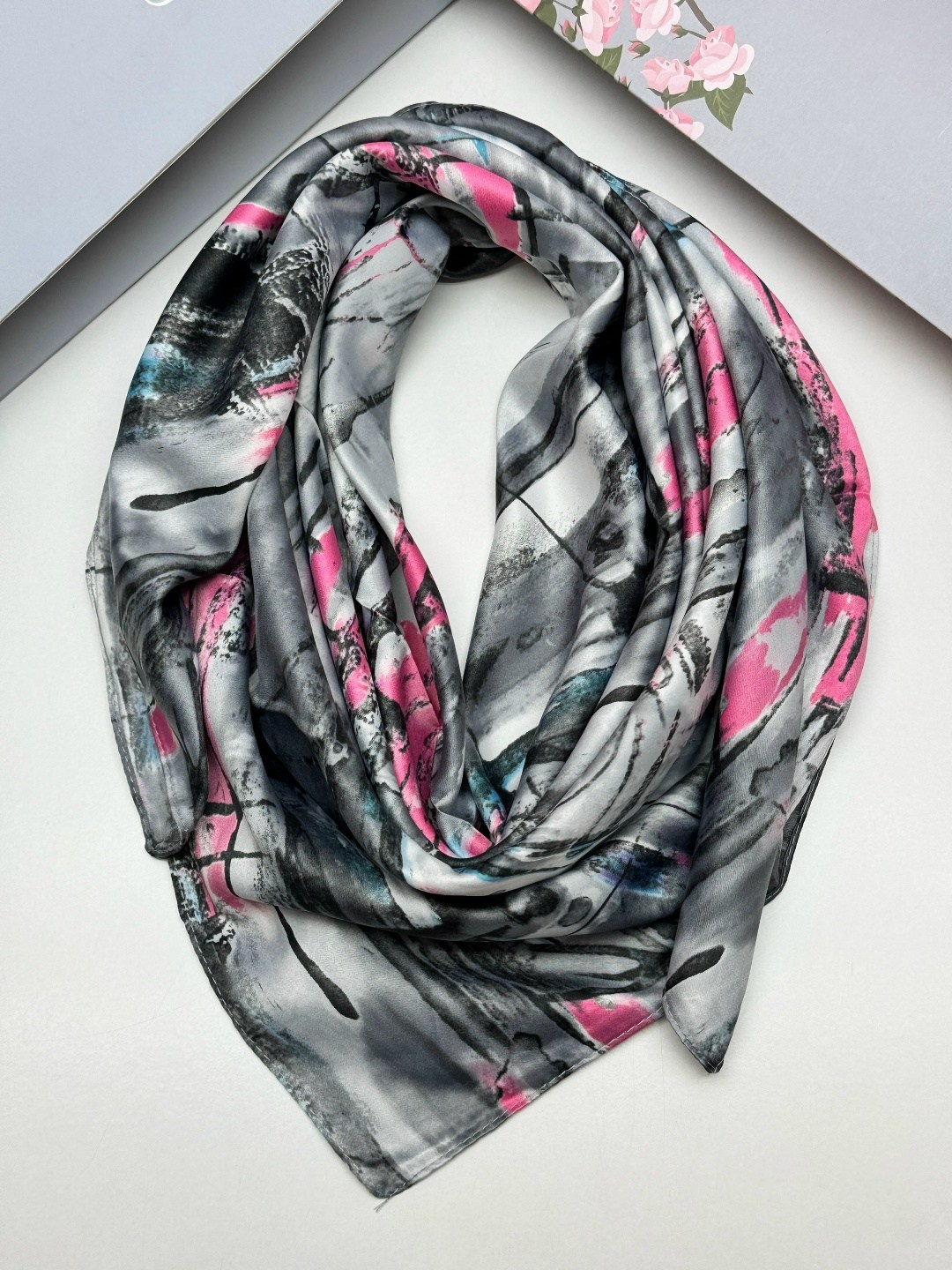 шелковые платки,платки и шарфы,платки женские,шелковый шарф,шарф женский платок