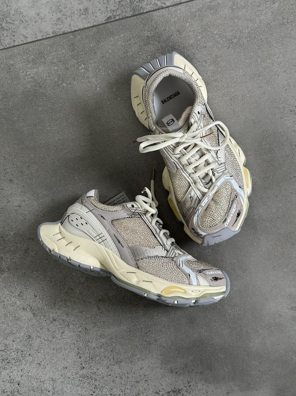 женские кроссовки,кроссовки buffalo sneakers серебряный,кроссовки,кроссовки взрослые,кроссовки популярные