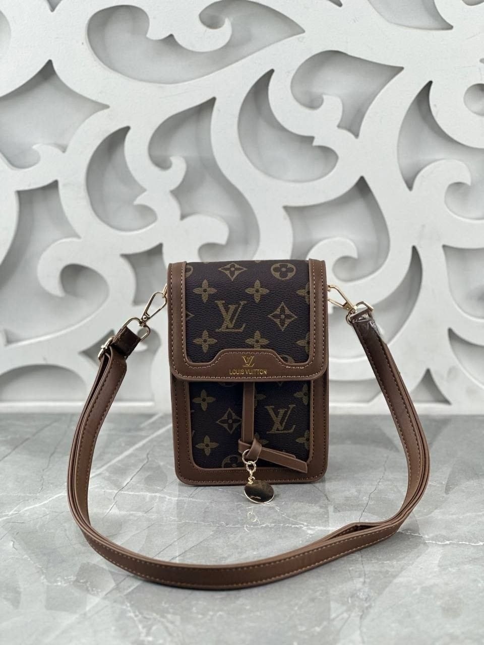 cумка louis vuitton,louis vuitton сумка на плечо кросс-боди,сумка луи виттон белая,сумка женская louis vuitton,маленькая сумка