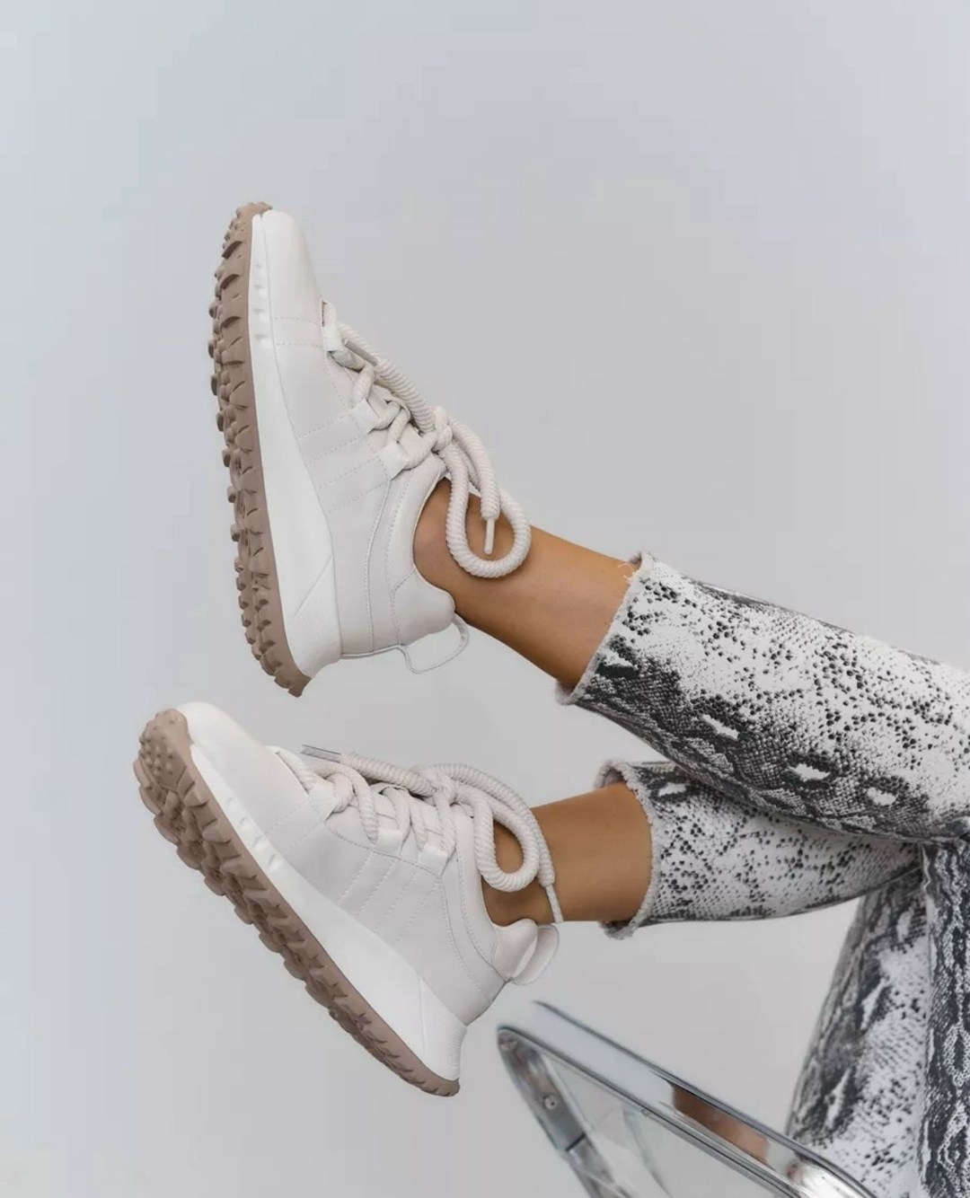 ,кроссовки женскиe,кроссовки леопардовые,обуви,женские кроссовки с леопардовым принтом