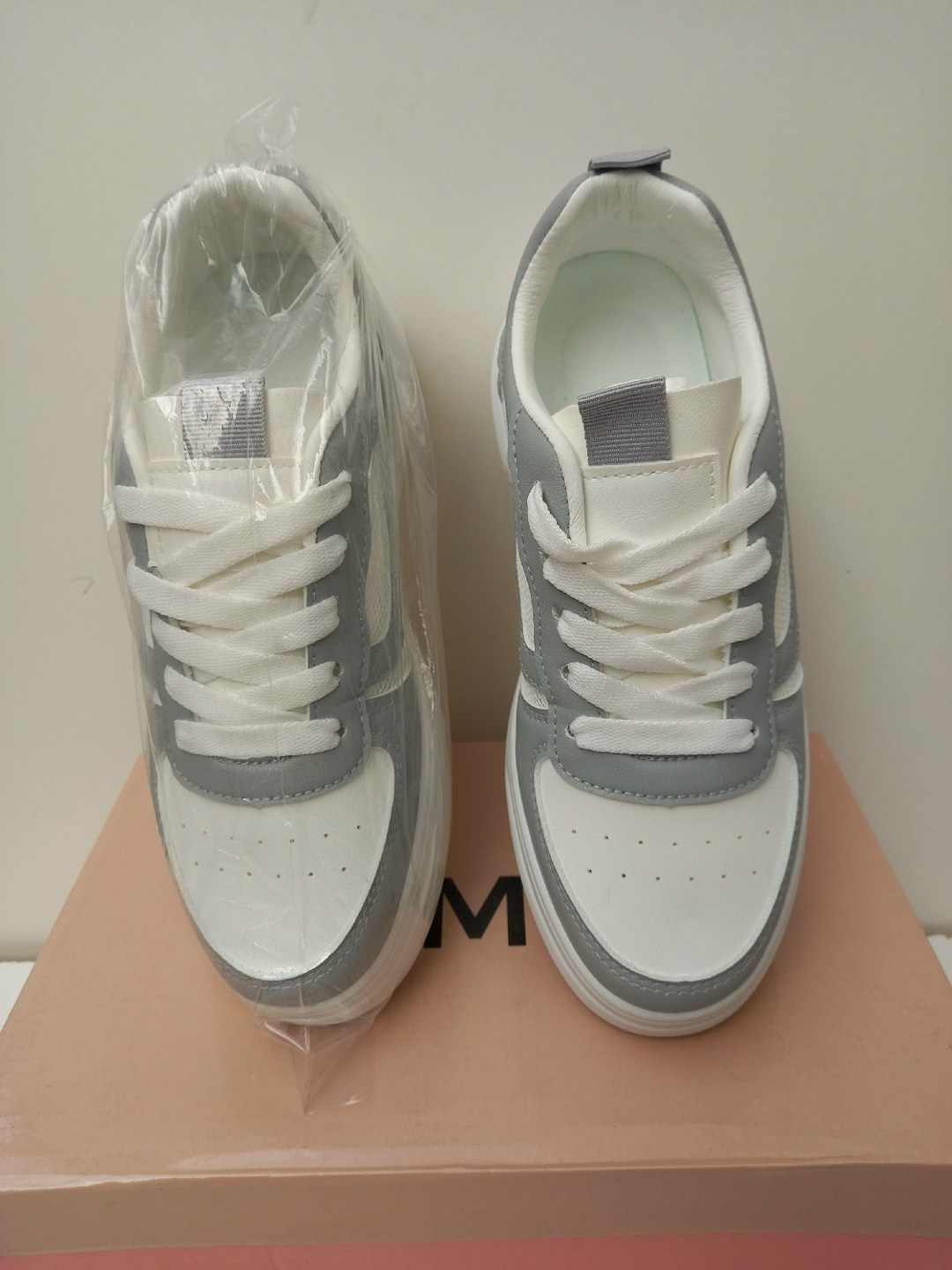 кроссовки женские,,кроссовки для девушек,кроссовка,кроссовки женские серые