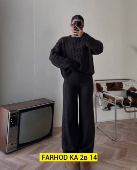 Костюм