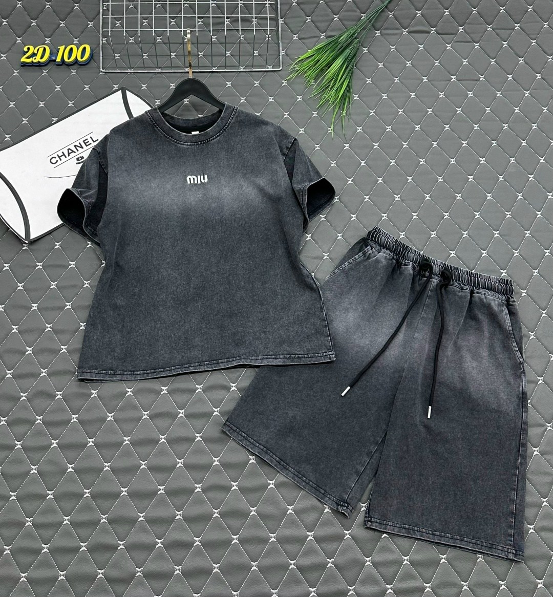 трикотажный костюм с шортами,костюм женский к,летние костюмы женские,летние костюмы,женский костюм шорты