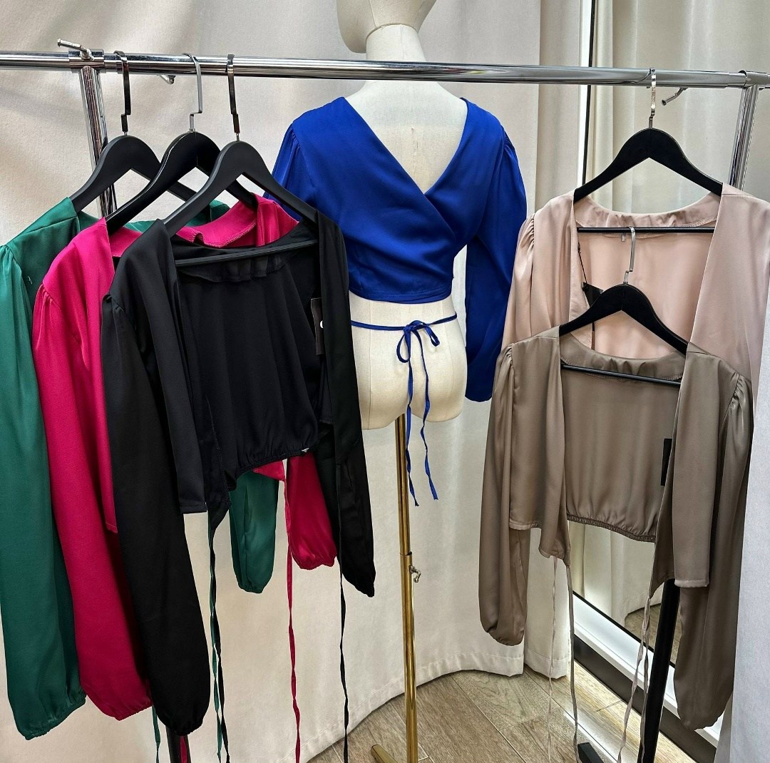 топ с завязками,кроп топ,модные блузы,топ женский,блузка женская