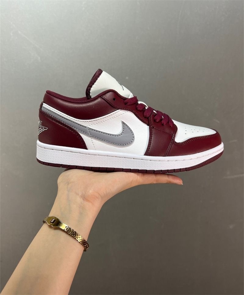 nike air jordan 1 low noble red,nike jordan 1 low red black,открытые кроссовки,nike air jordan 1 low,сникеры мужские