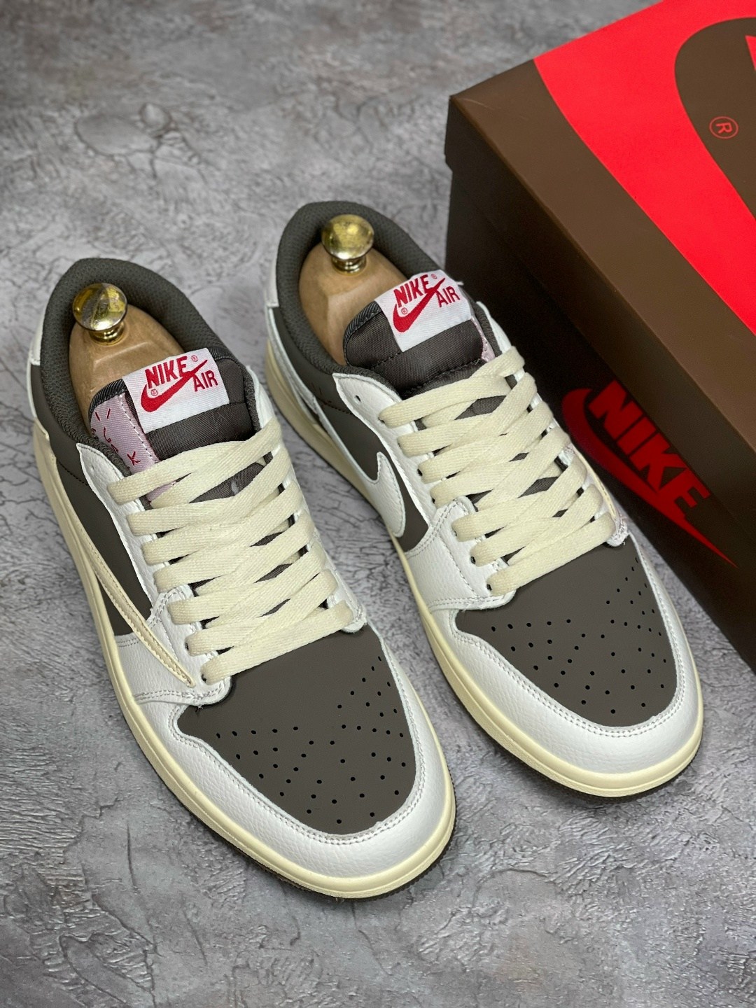 кроссовки nike air jordan 1 low x travis scott,nike air jordan 1 low travis scott,кроссовки nike air jordan 1 low travis scott,nike air jordan 1 low travis scott reverse mocha,nike air jordan 1 low x