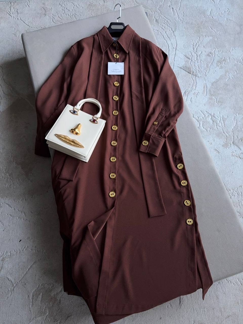 платье коричневое,женское платье на пуговицах schiaparelli кофейного цвета,платье на пуговицах,платье schiaparelli,платье рубашка