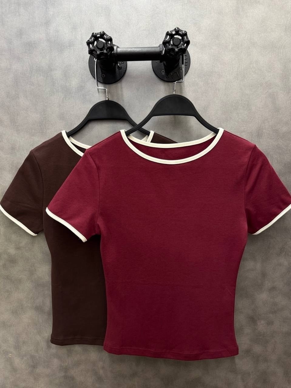 футболка женская,бордовый,укороченная футболка,базовая футболка,футболка
