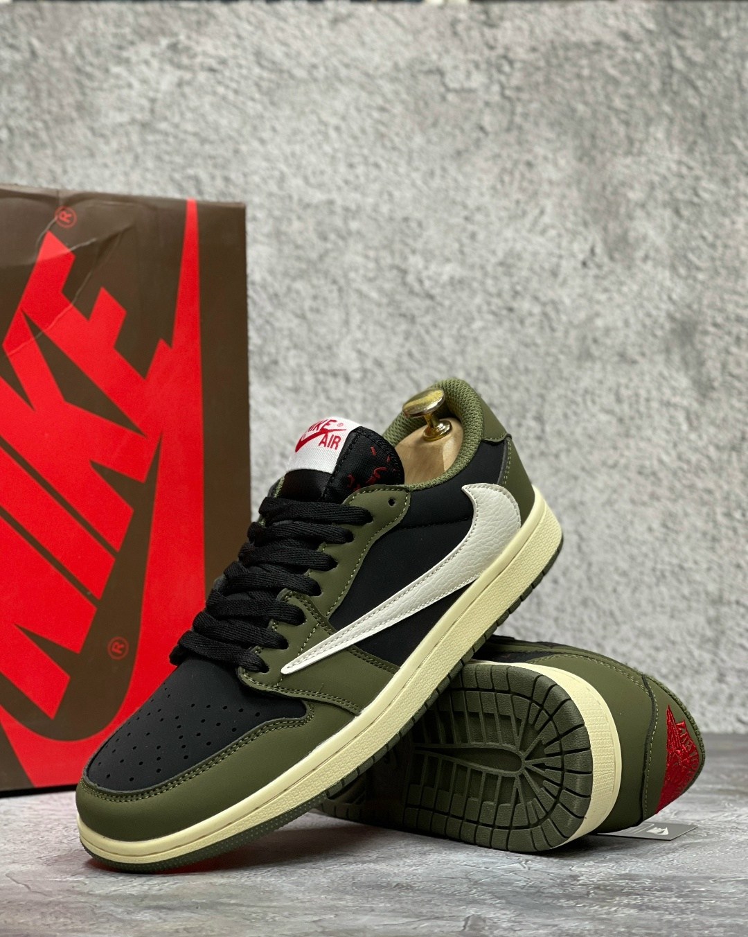 кроссовки nike air jordan 1 low x travis scott,nike air jordan 1 low travis scott,nike air jordan 1 low x travis scott,air jordan 1 low travis scott,кроссовки air jordan 1 low x travis scott