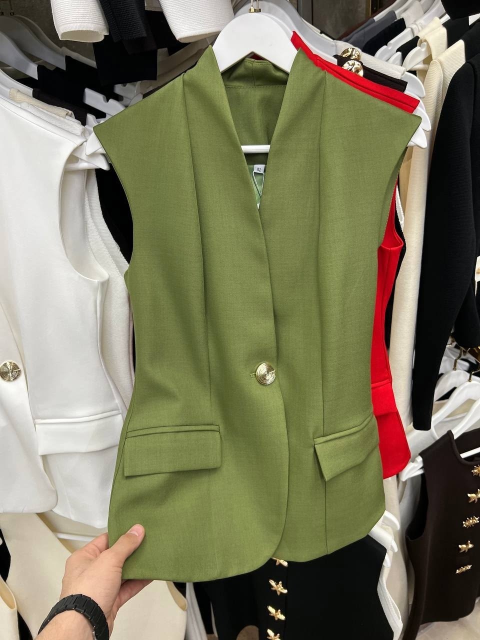 женский жилет,жилетка женская,белая жилетка женская костюмная,жилет для женщин,жилет