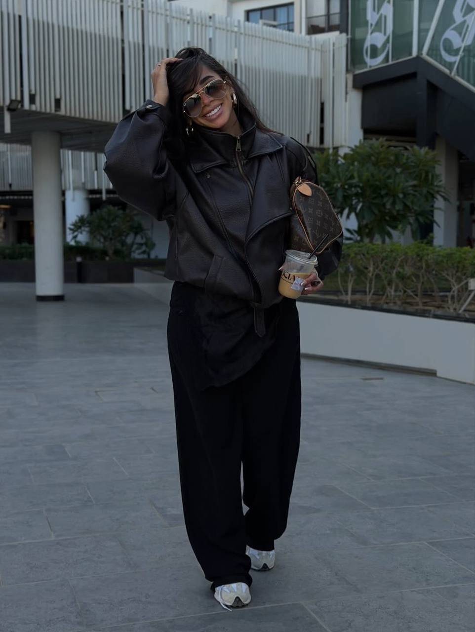 кожаная куртка,женская кожаная куртка,куртка женская из искусственной кожи,куртка женская,косуха оверсайз