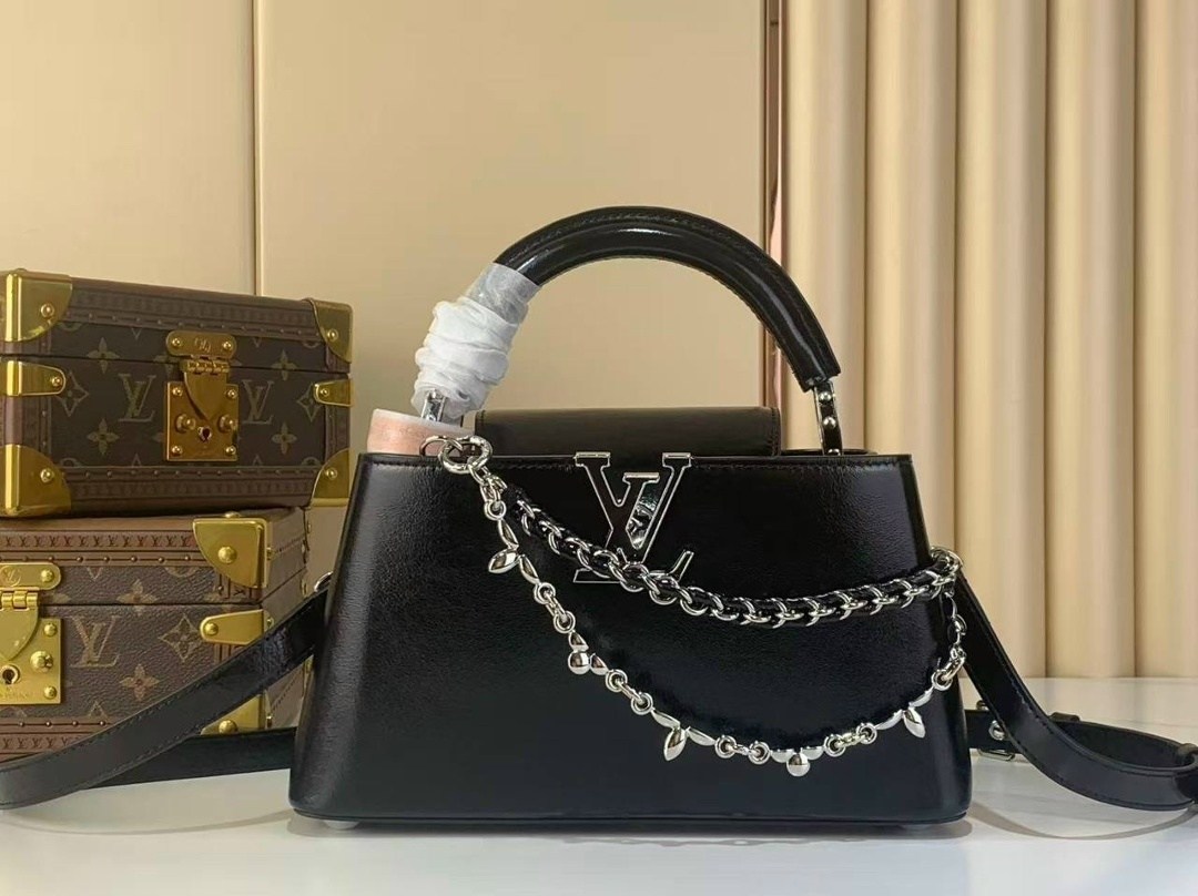 сумка женская louis vuitton,сумка louis vuitton,louis vuitton capucines,сумка женская louis vuitton 27-18 большой размер,кожаная сумка louis vuitton capucines bb черная