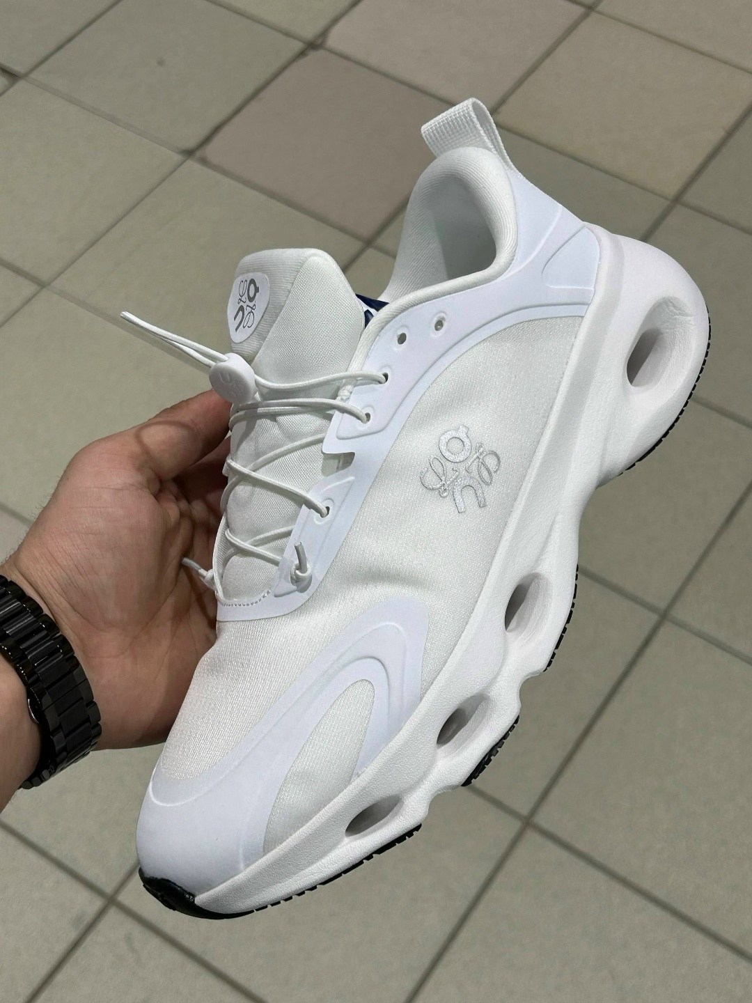 кроссовки air max dn nike sportswear белый,кроссовки nike air max dn white metallic silver,кроссовки nike air max dn,кроссовки,кроссовки мужской nike