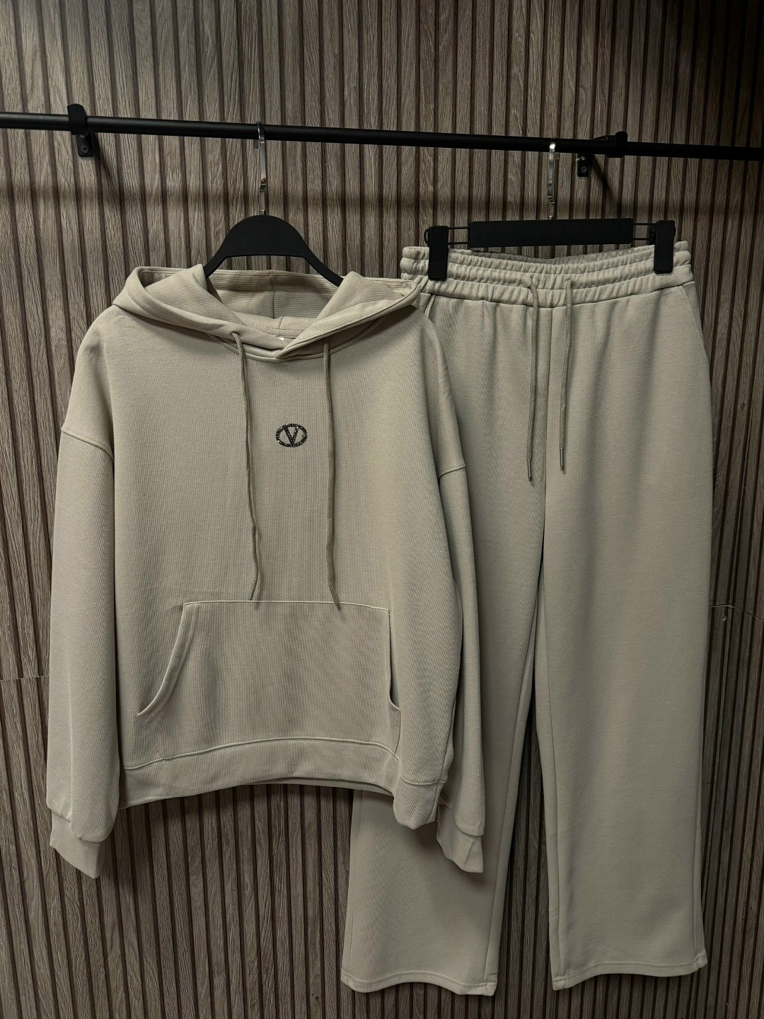 костюм спортивный,спортивный костюм brunello cucinelli,женский спортивный костюм,спортивный костюм brunello cucinelli pl-19048,повседневный спортивный костюм