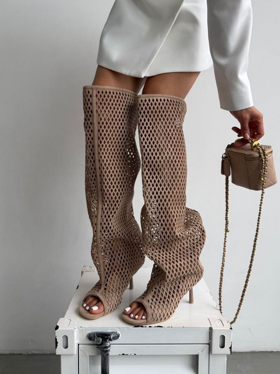 женская,летние ботильоны,модная ,каблуки сапоги,каблуки туфли