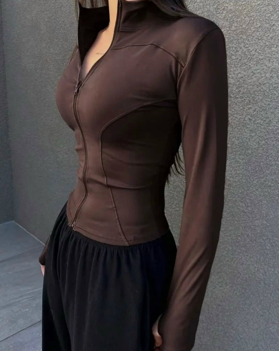 куртка спортивная,женская спортивная куртка,женская спортивная куртка aiithuug,одежда для фитнеса,спортивная одежда