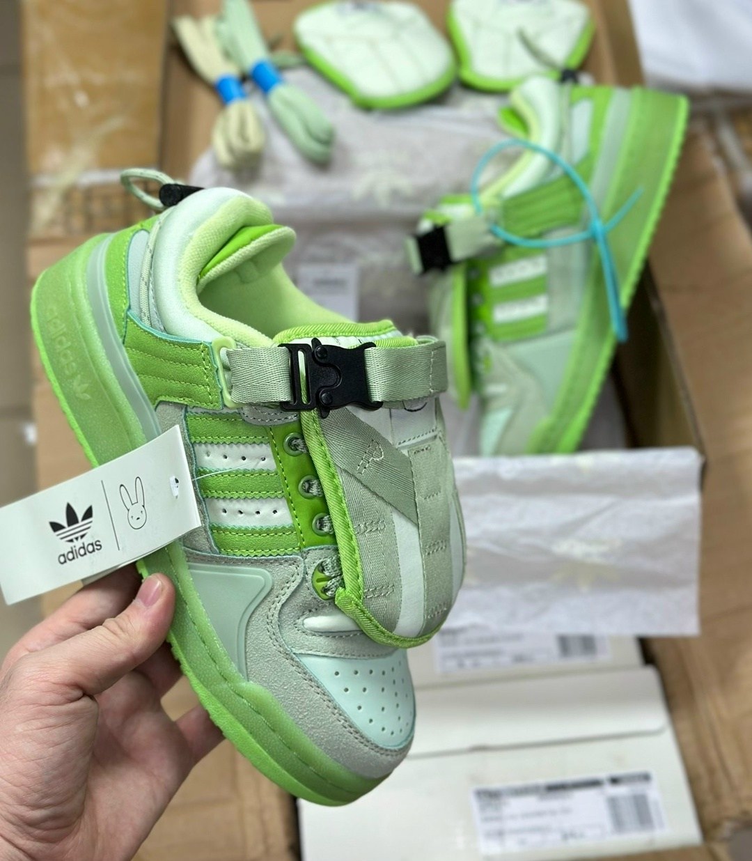кроссовки adidas forum low bad bunny,кроссовки адидас бэд банни,зеленые кроссовки адидас,кроссовки adidas forum low the grinch (зеленые),adidas forum low зеленые bad bunny