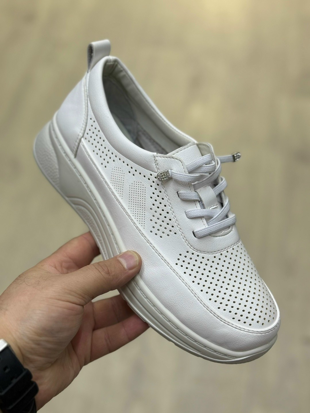 ,женские кроссовки, женская,кроссовки актив женские,кроссовки renzoni