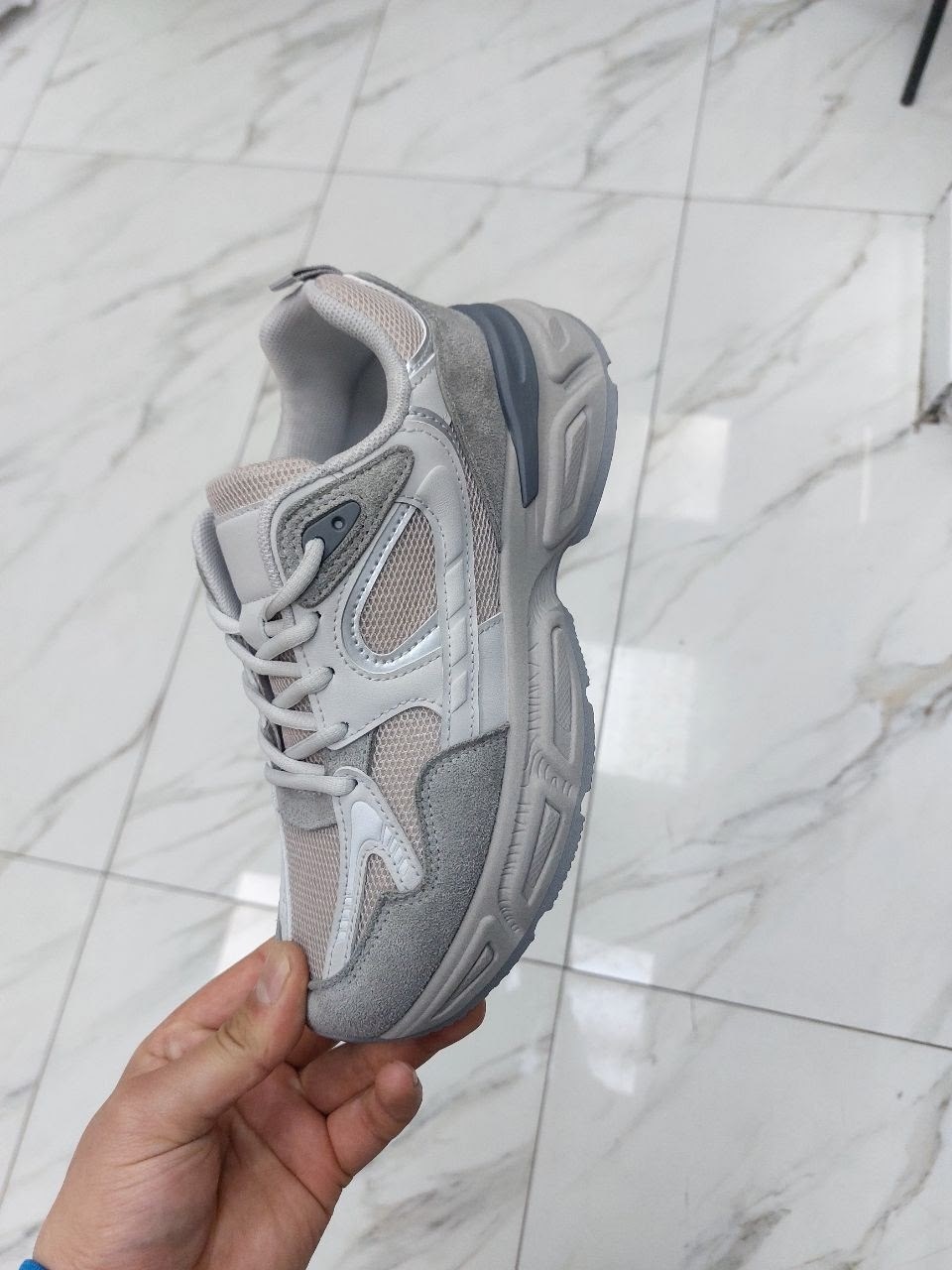 кроссовки женскиe,кроссовки,кроссовка,кроссовки повседневные, кроссовки