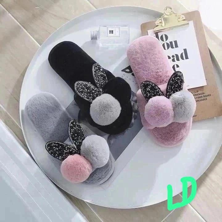 домашние тапочки женские,женские зимние модные плюшевые домашние тапочки с помпонами теплые короткие,женские зимние модные плюшевые домашние тапочки с помпонами,тапочки женские,тапочки домашние плюшев