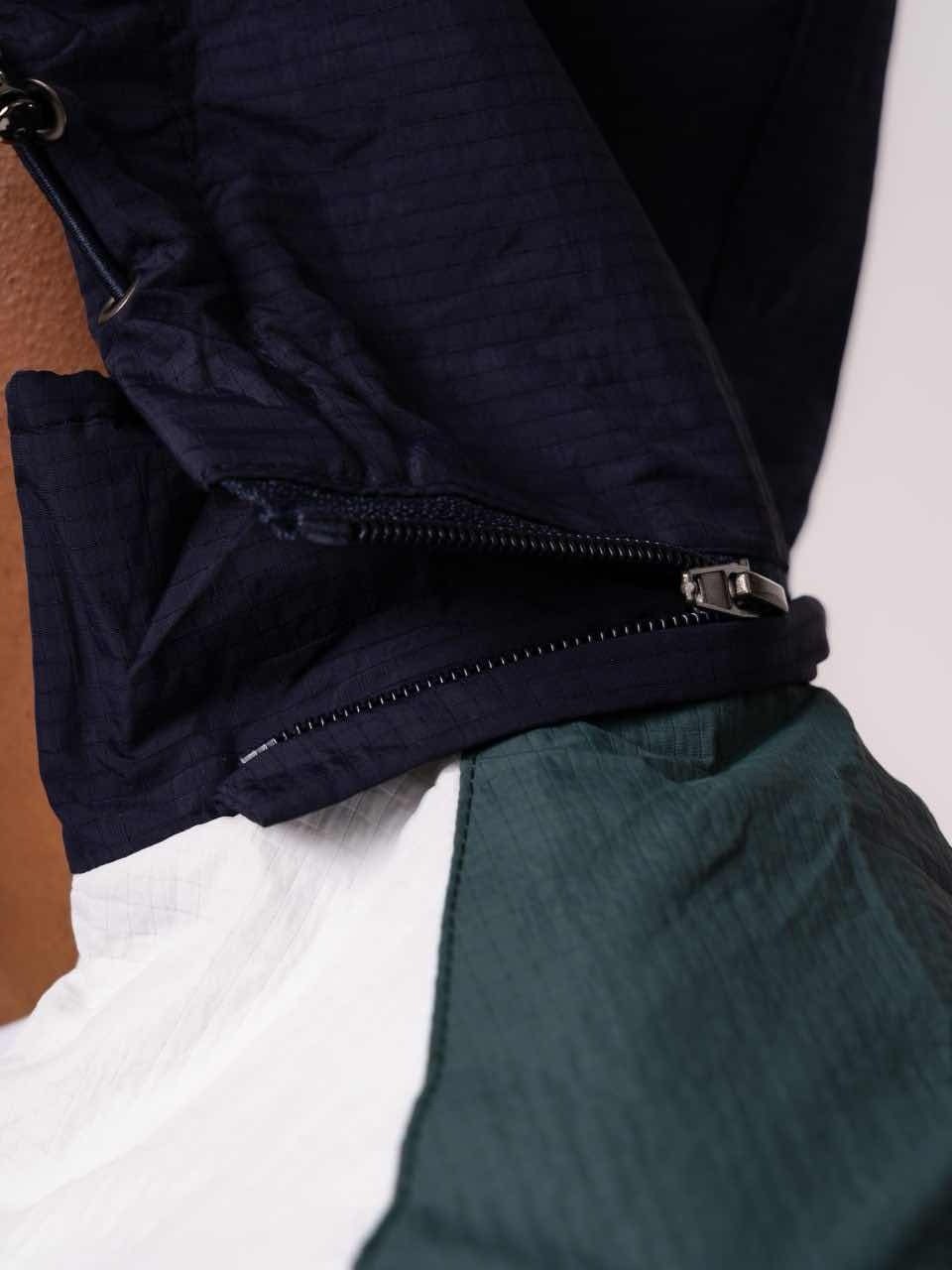 мужской спортивный костюм в стиле 90 х,спортивный костюм в стиле 90-х,костюм спортивный,костюм спортивный мужской,спортивный костюм мужской плащевый ретро в стиле 90-х