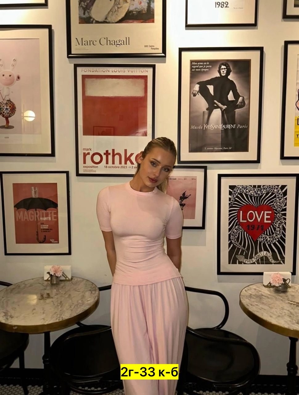 девушка,стильные наряды,стильная одежда,,кроп топ женский