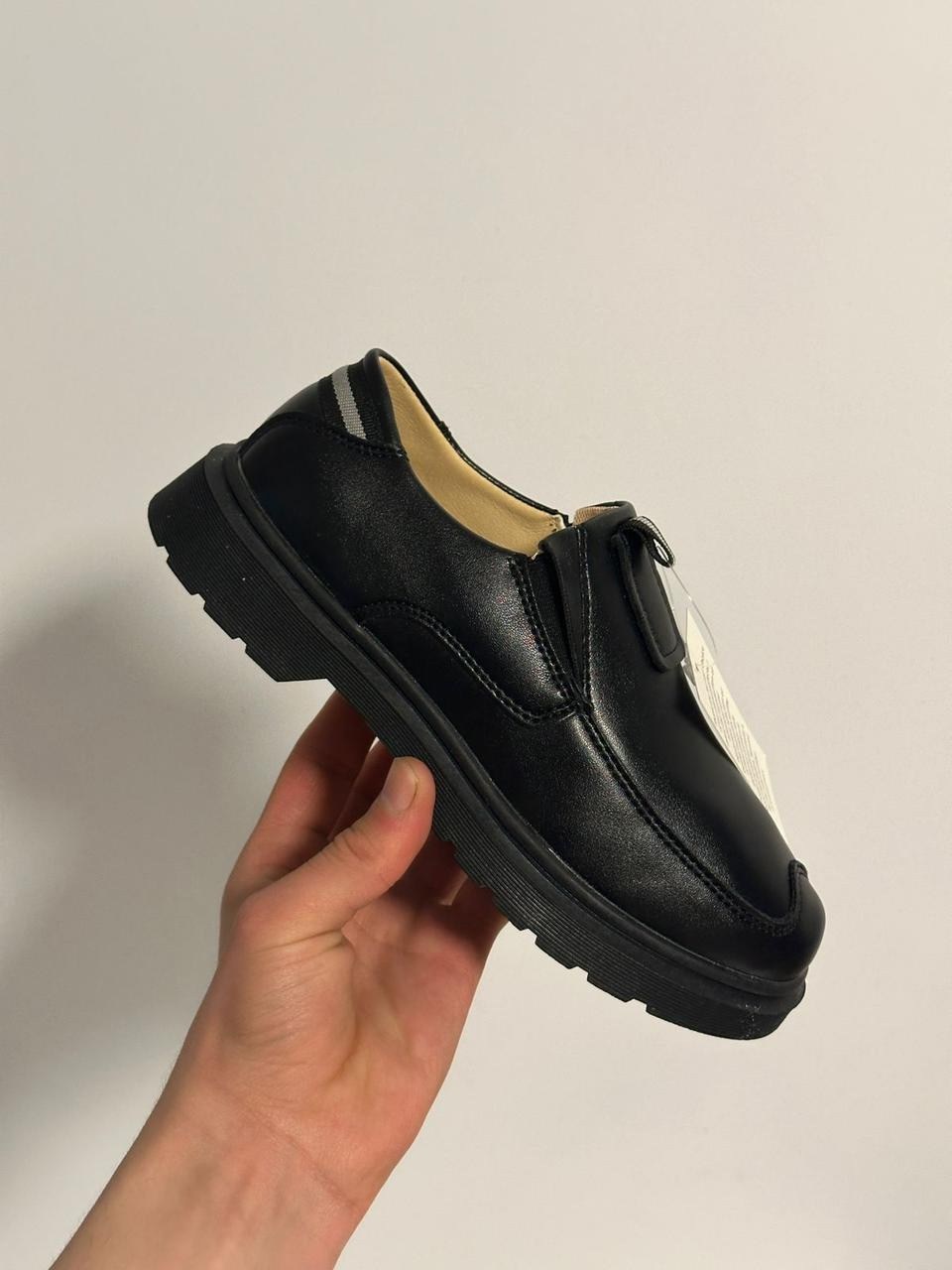 ,обуви,стильные туфли,кожаные лоферы,женская