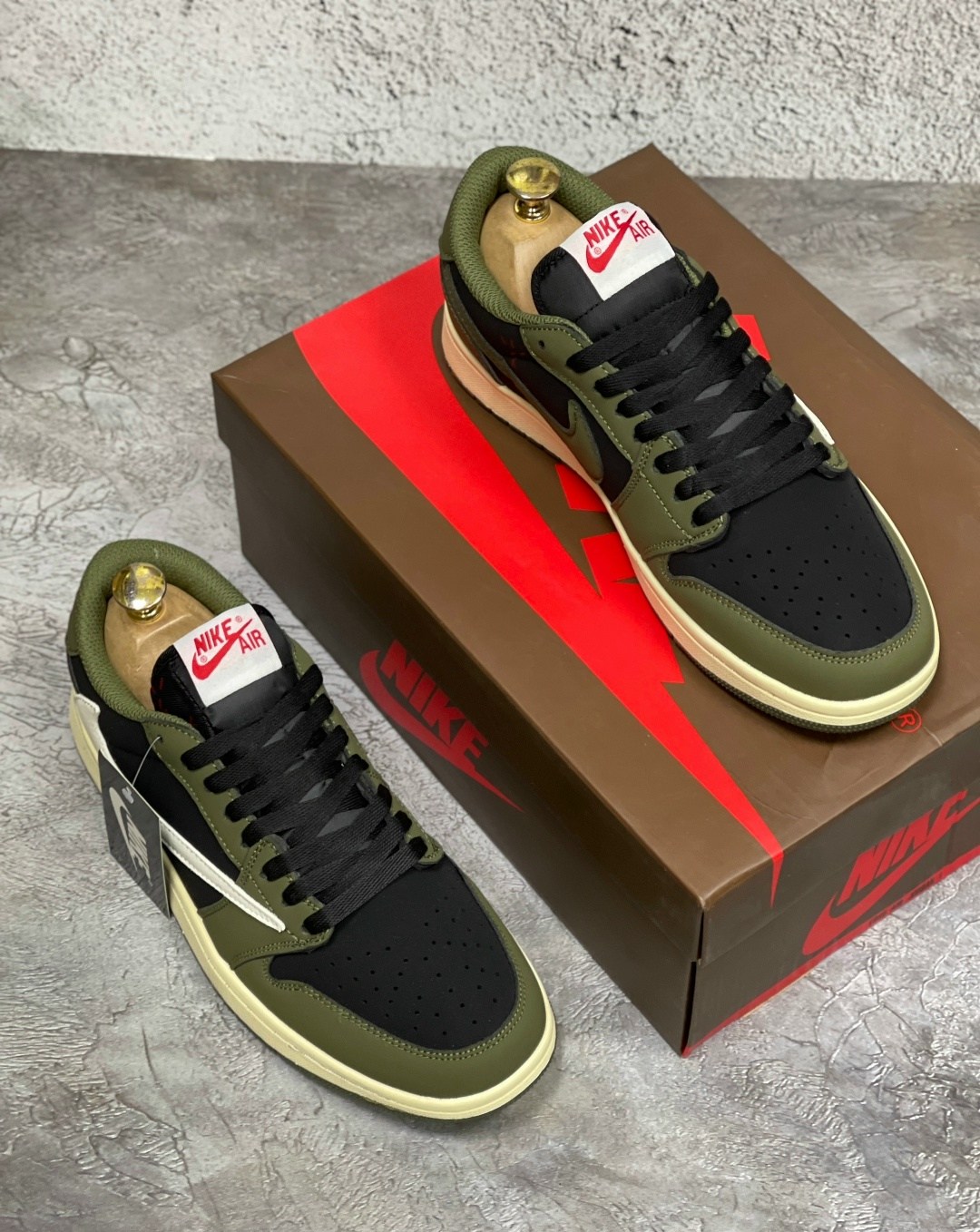 кроссовки nike air jordan 1 low x travis scott,nike air jordan 1 low travis scott,nike air jordan 1 low x travis scott,air jordan 1 low travis scott,кроссовки air jordan 1 low x travis scott