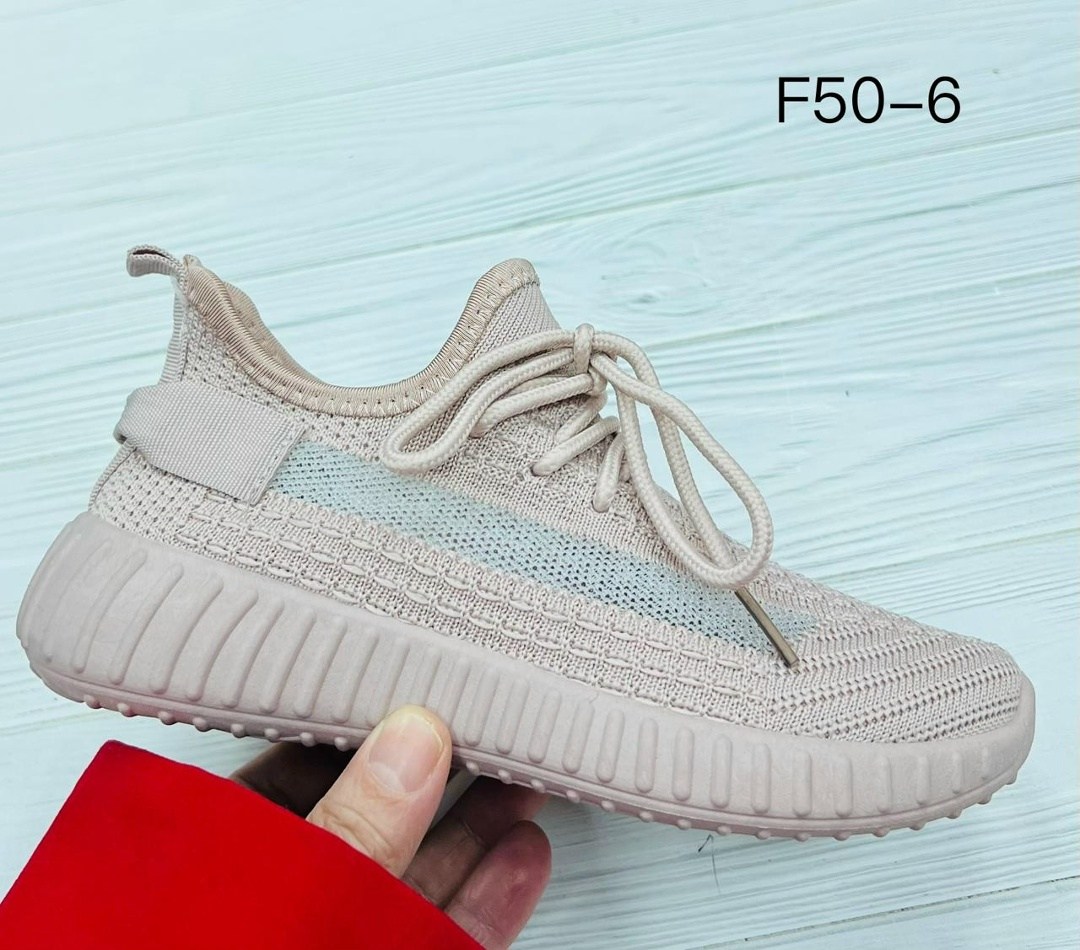 женские кроссовки,кроссовки изики,кроссовки,кроссовки женские изики,кроссовки адидас женские бежевые