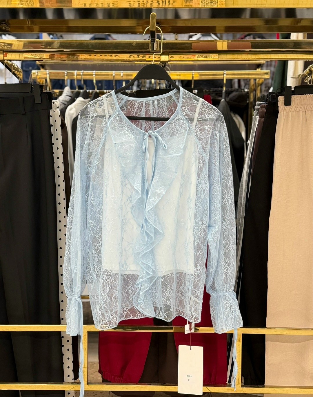 блузка с кружевами,нарядная блузка,блузка кружевная,элегантная блузка женская нарядная из тонкого гипюра,белая гипюровая блузка женская нарядная urs